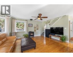 2pc Bathroom - 10987 Hare Road, Lake Country, BC V4V2H6 Photo 15