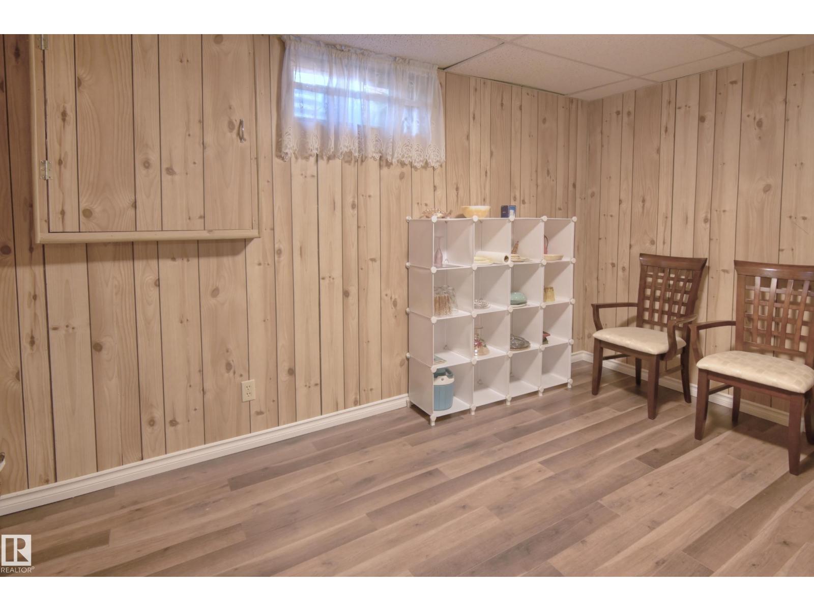5751 189 ST NW - 17