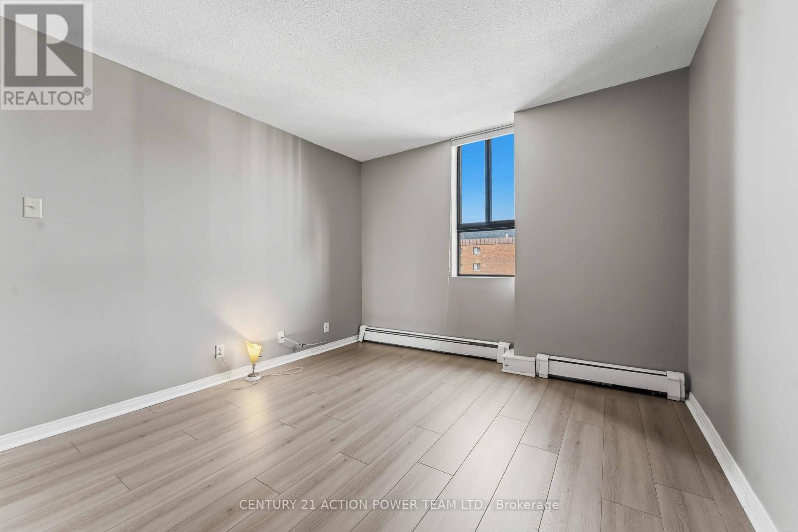 #903 505 ST LAURENT BOULEVARD - Image 24