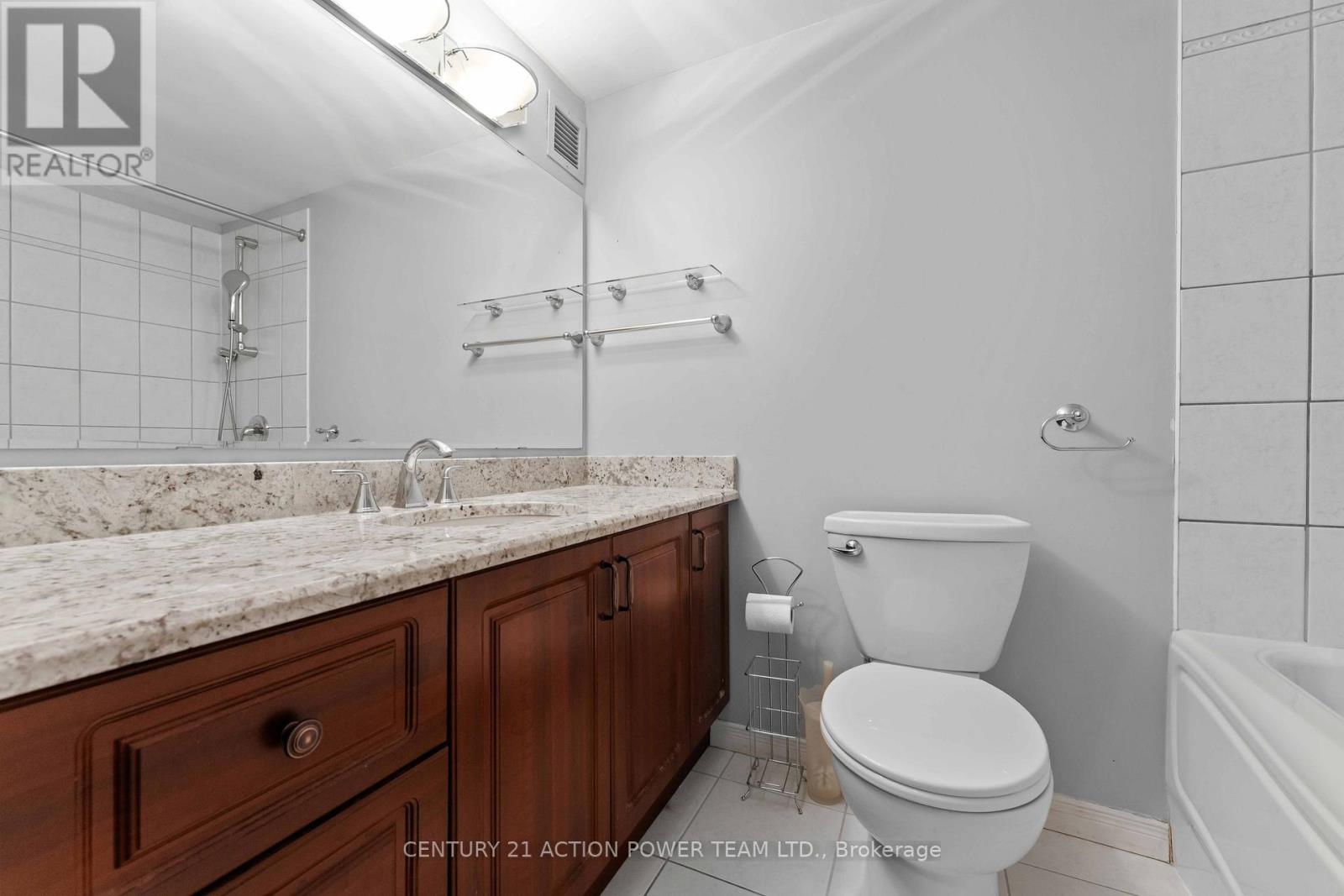 #903 505 ST LAURENT BOULEVARD - Image 30