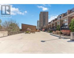 903 - 505 St Laurent Boulevard, Ottawa, ON K1K3X4 Photo 38