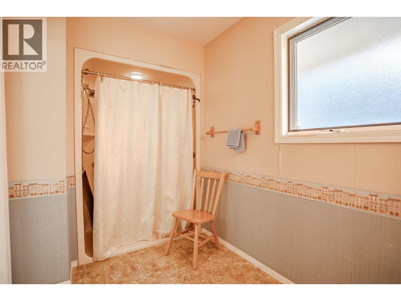310 Arbutus Street - 35