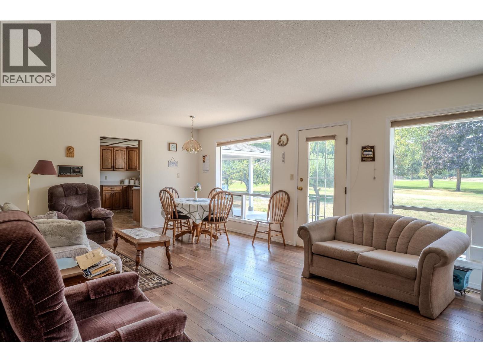 310 Arbutus Street - 19