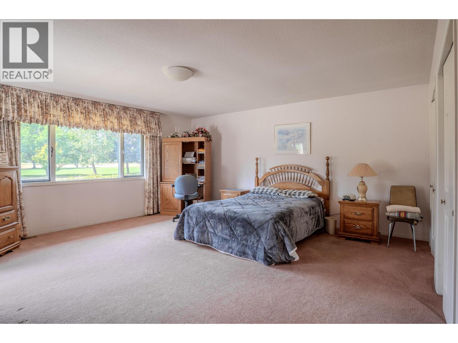 310 Arbutus Street - 22