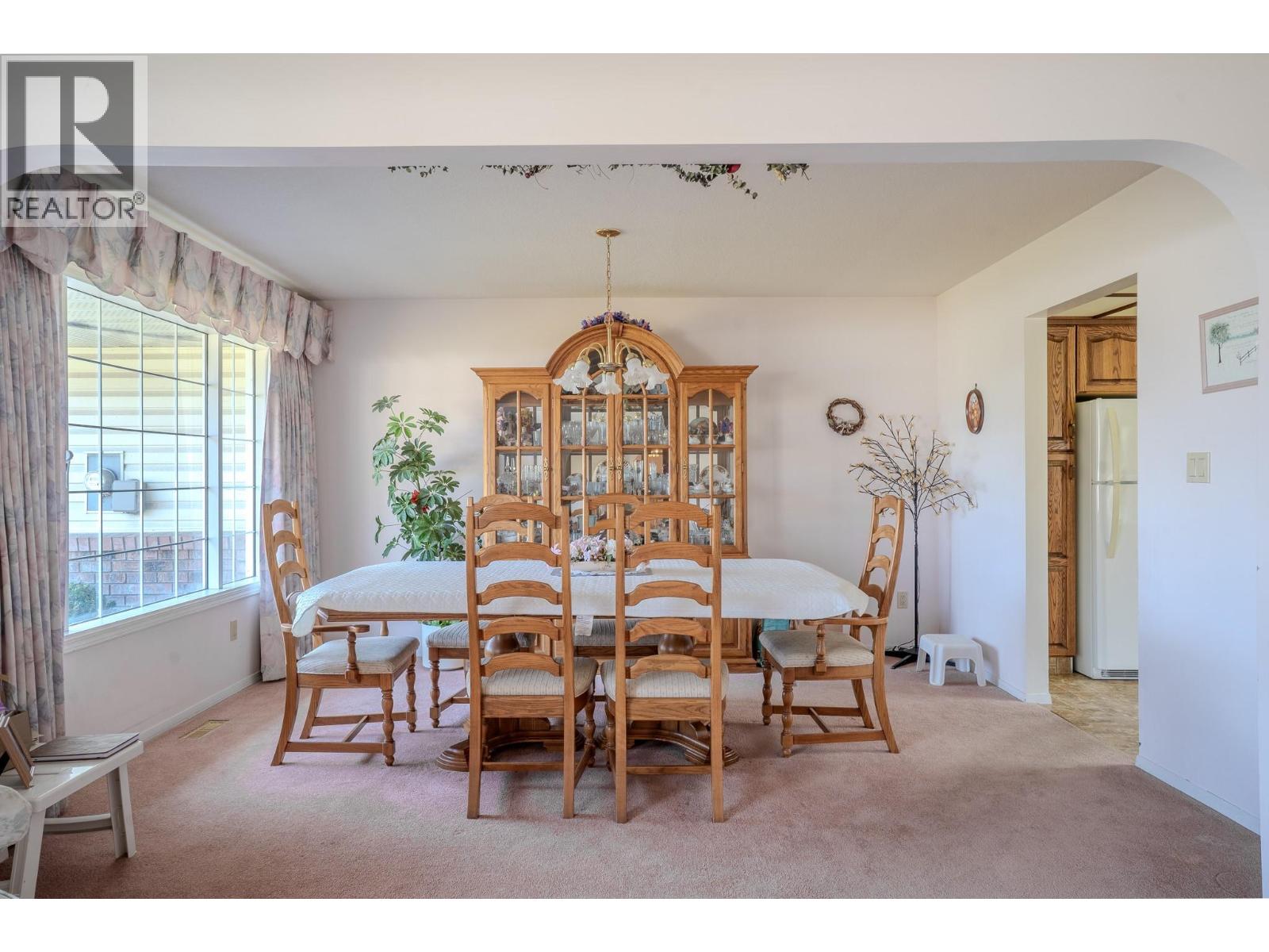 310 Arbutus Street - 10