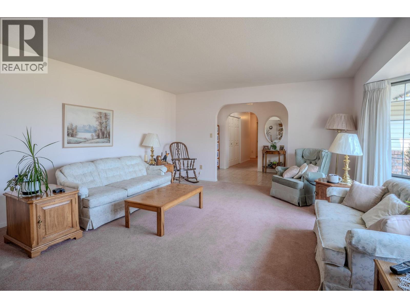 310 Arbutus Street - Image 12