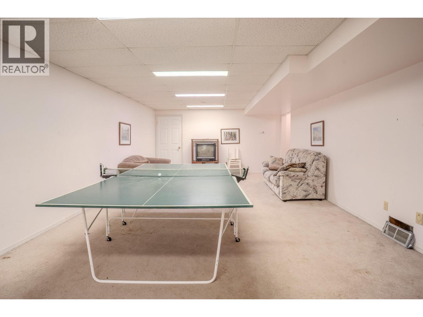 310 Arbutus Street - Image 39
