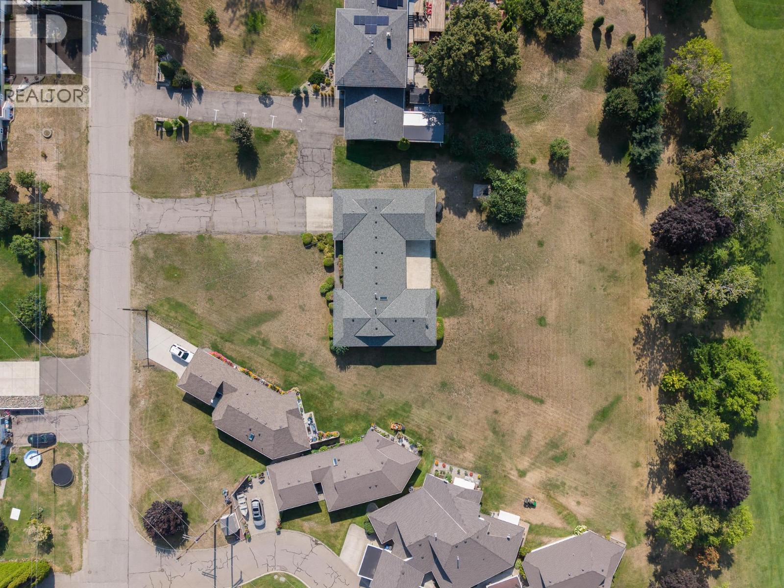 310 Arbutus Street - Image 67