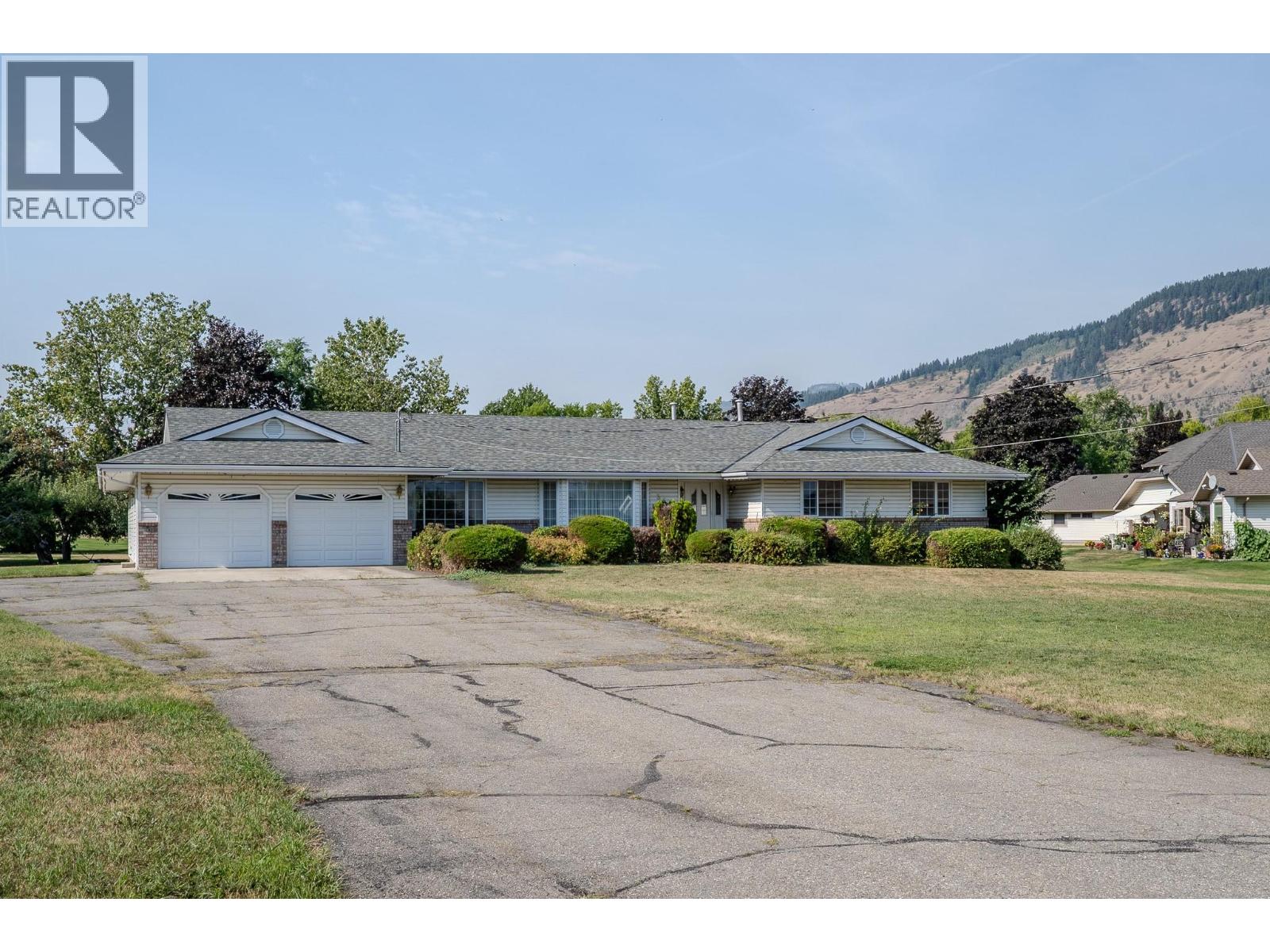 310 Arbutus Street - 72