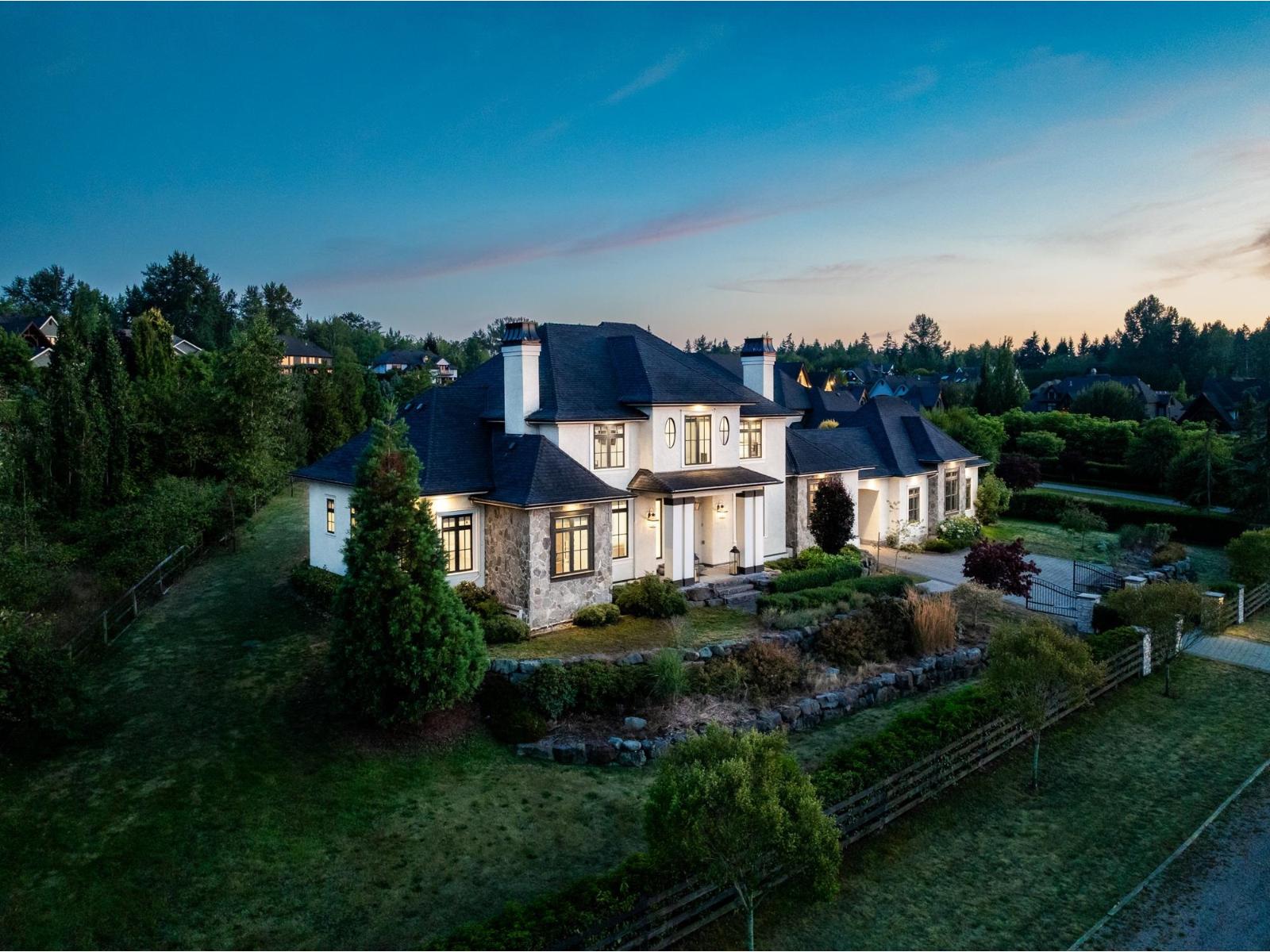 6 Bed, 7 Bath House for Sale in Langley – 19884 3 AVENUE, Langley – MLS# R3161677 - Image 2