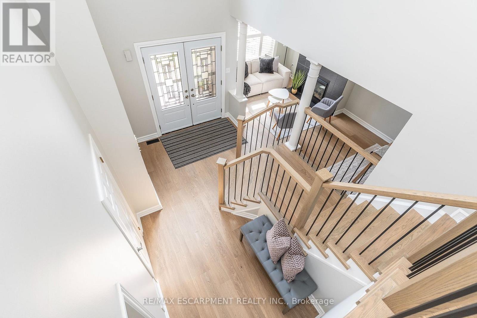 90 SURREY DRIVE - 17