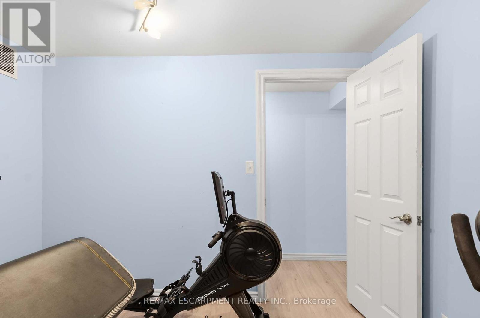 11 SIMON COURT - Image 36