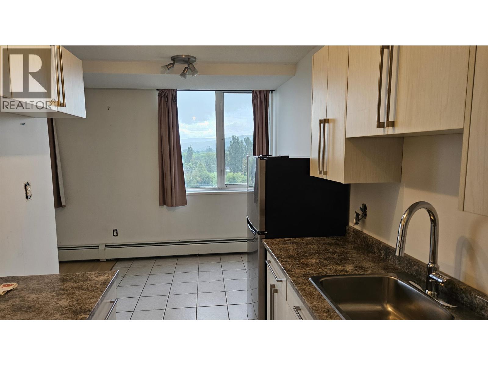 805 1501 QUEENSWAY STREET, Prince George