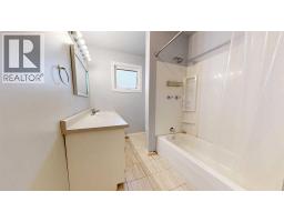 9915 97 Avenue, Wembley, AB T0H3S0 Photo 15