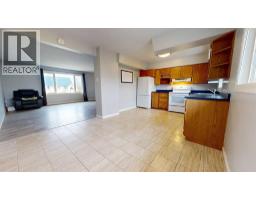 4pc Bathroom - 9915 97 Avenue, Wembley, AB T0H3S0 Photo 6