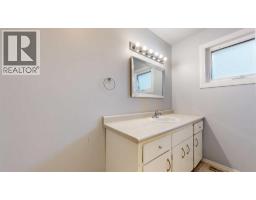 9915 97 Avenue, Wembley, AB T0H3S0 Photo 17
