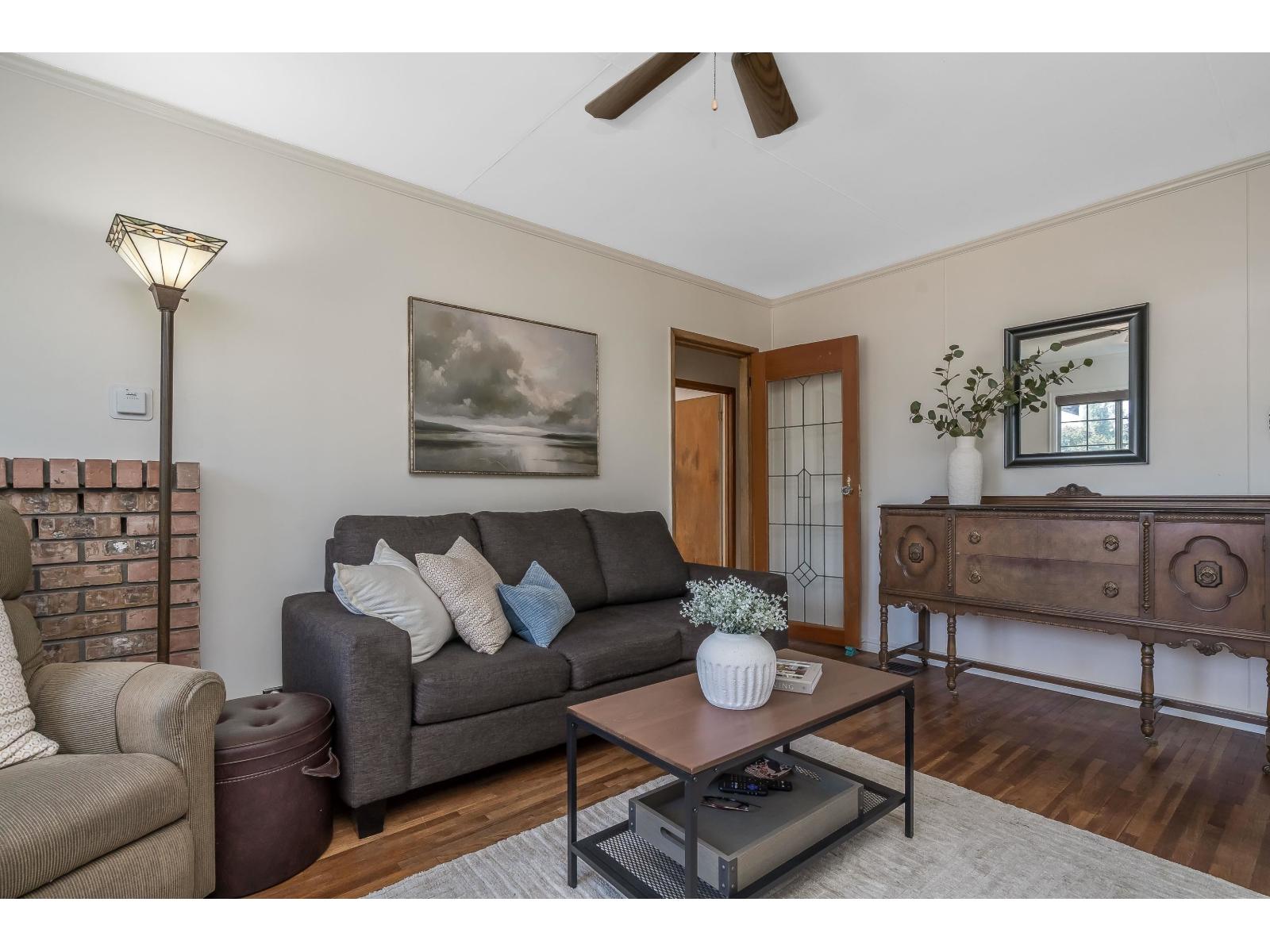 3 Bed, 2 Bath House for Sale in Langley – 8992 ROYAL STREET, Langley – MLS# R3161383 - Image 4