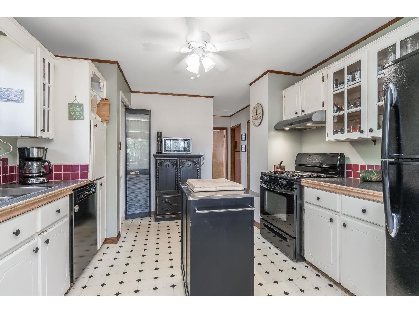 3 Bed, 2 Bath House for Sale in Langley – 8992 ROYAL STREET, Langley – MLS# R3161383 - Image 8
