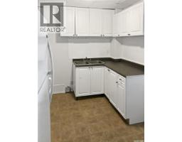 301 Cheadle Street E, Swift Current, SK S9H1G5 Photo 27