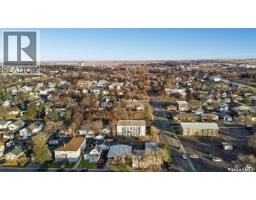 301 Cheadle Street E, Swift Current, SK S9H1G5 Photo 38