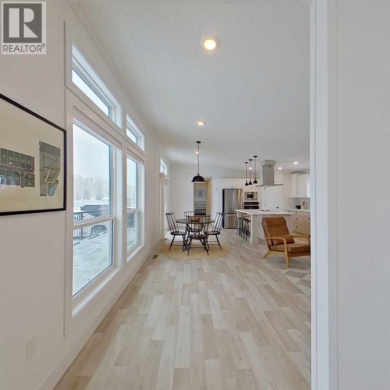 22 Tamarack Lane - Image 3
