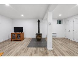 41 Ch. De La Belle-plage, Blue Sea, QC J0X1C0 Photo 22