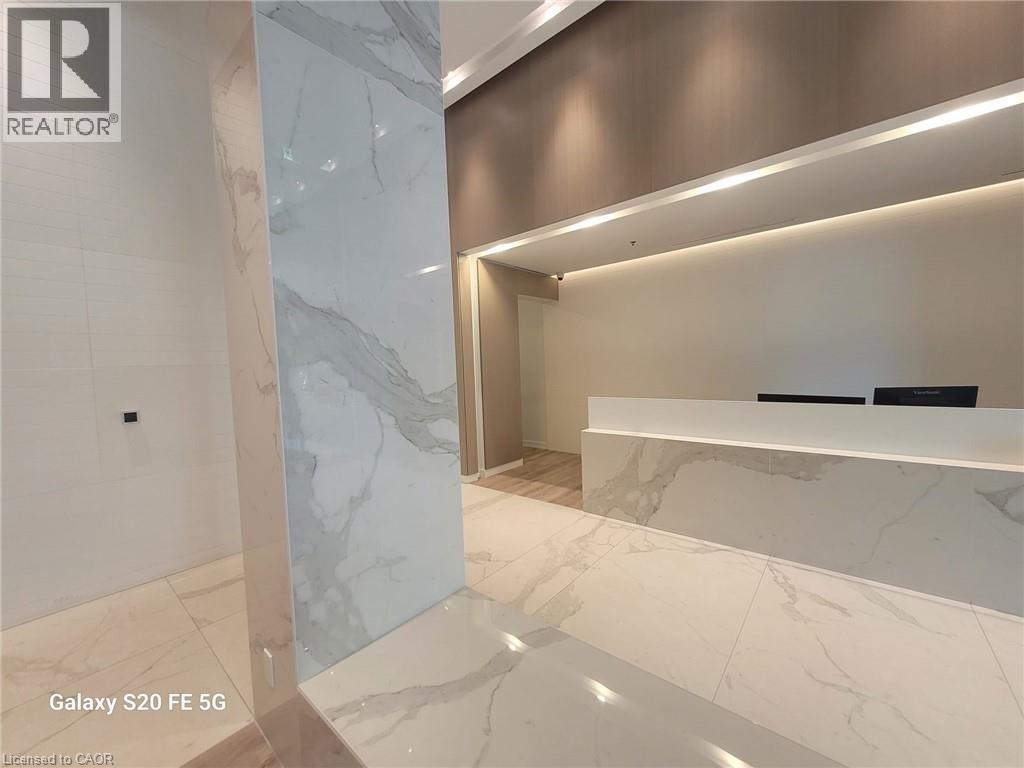 #2202 370 MARTHA Street, Burlington, Ontario, L7R2P7, Burlington, Ontario — photo 3 of 5
