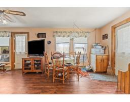 260 Ch. De Point Comfort, Gracefield, QC J0X1W0 Photo 10