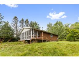 260 Ch. De Point Comfort, Gracefield, QC J0X1W0 Photo 28