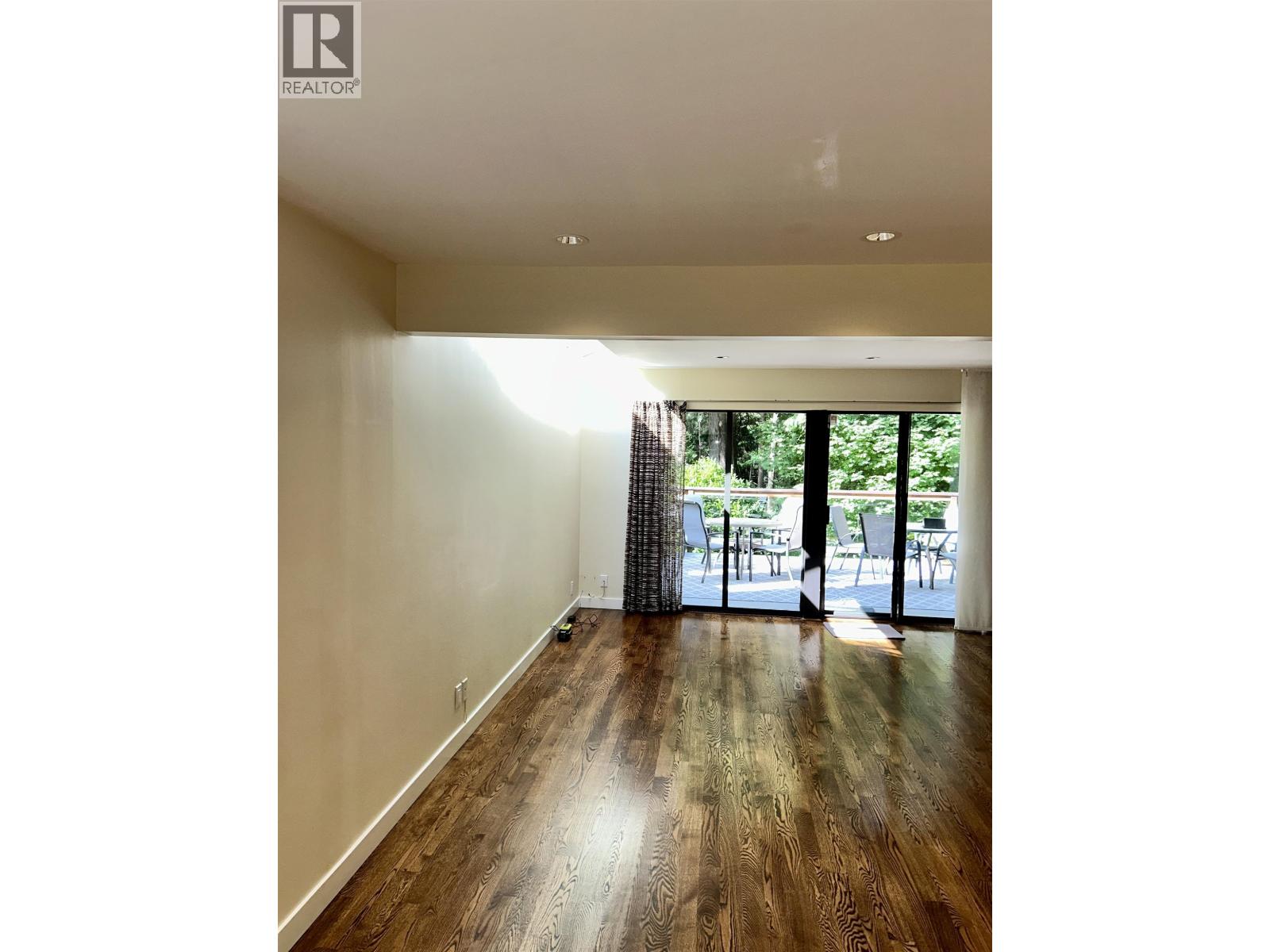 5639 WHITE PINE LANE, North Vancouver — photo 9