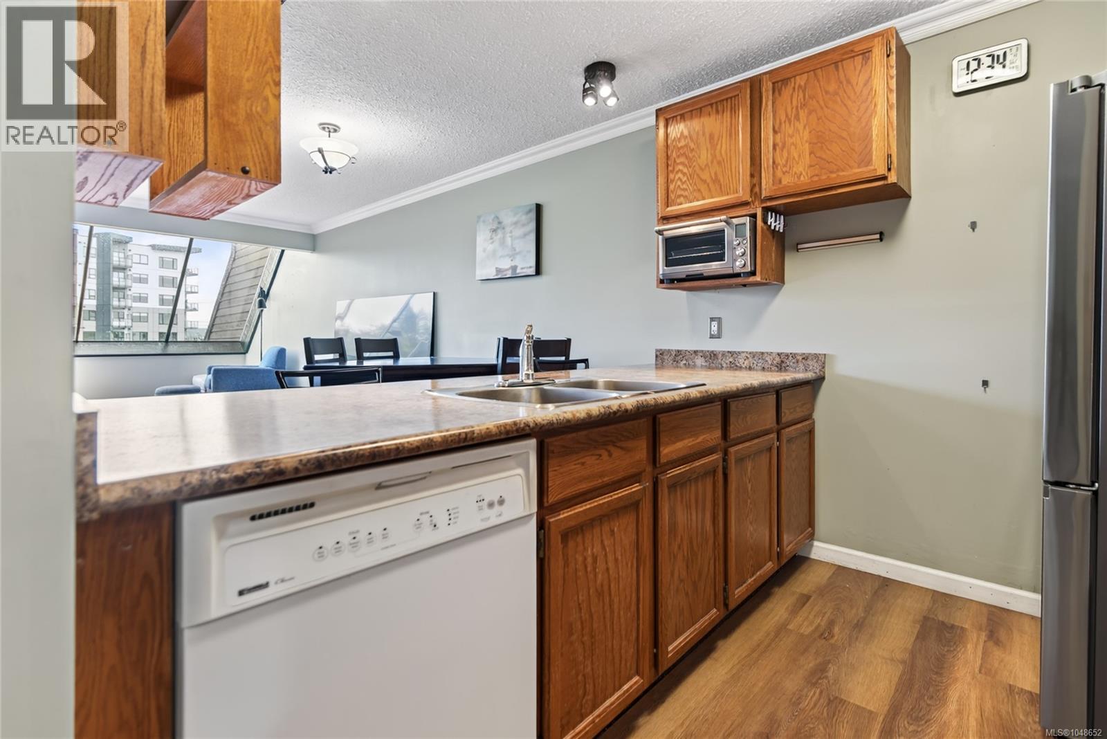 #108 2740 Island Hwy S - 14