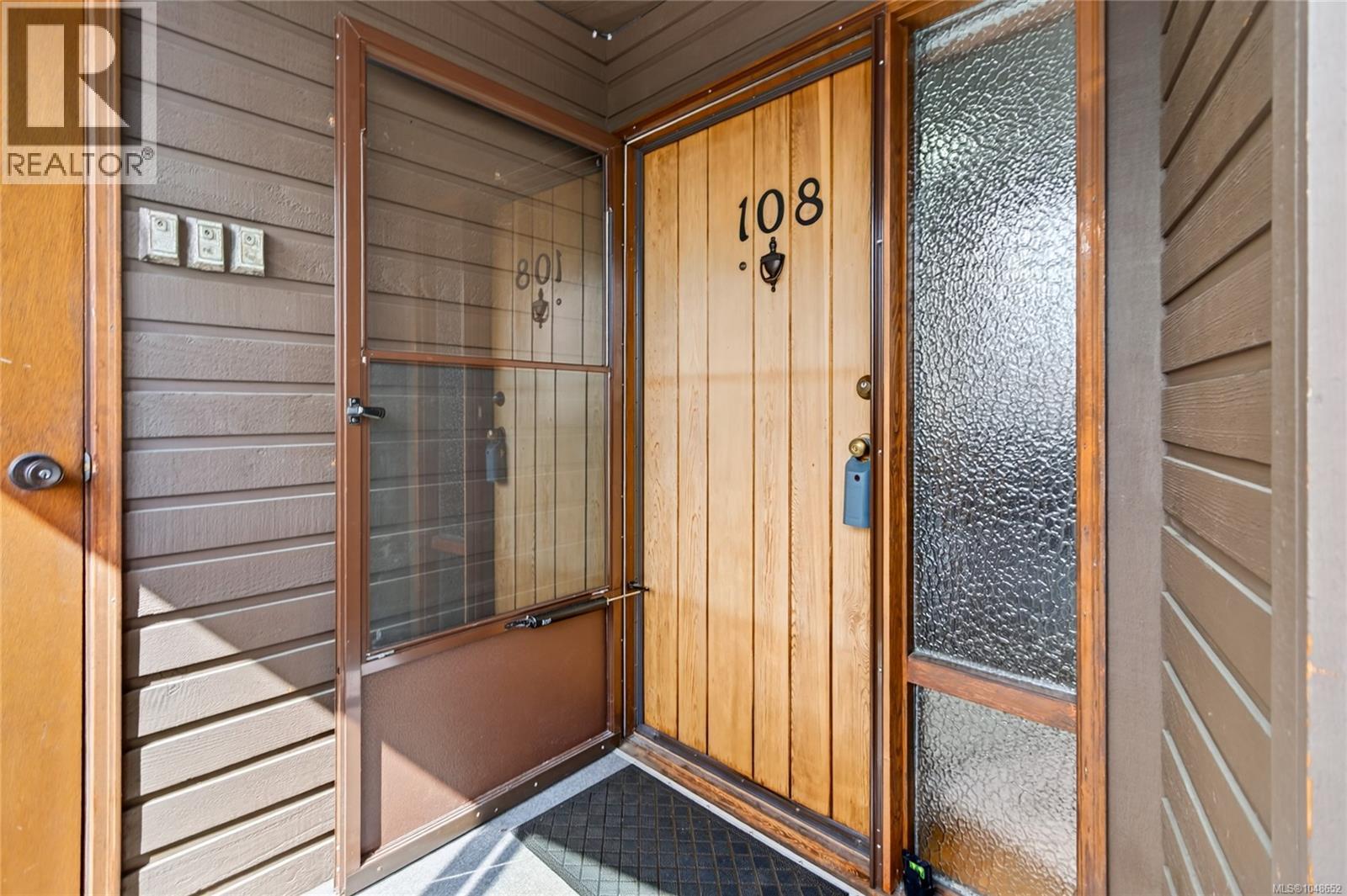 #108 2740 Island Hwy S - Image 9