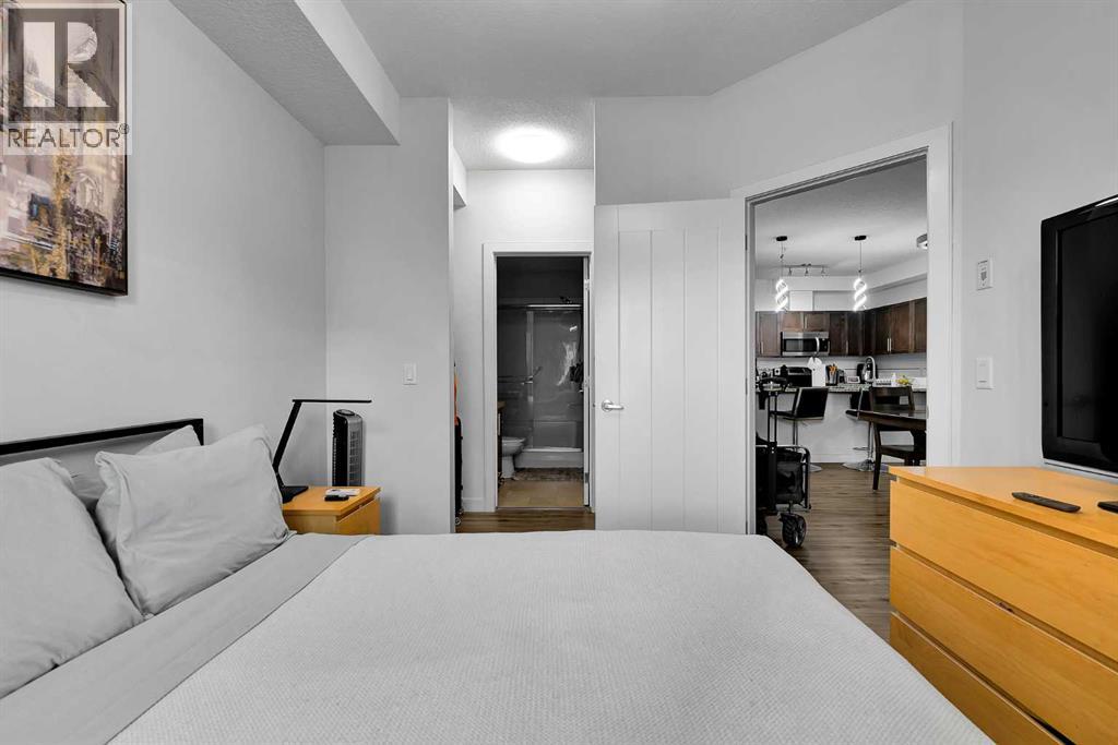 #2217 604 East Lake Boulevard NE - 16
