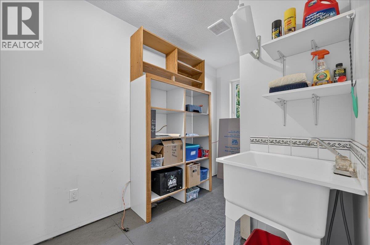 1808 TRETHEWAY Road - 27