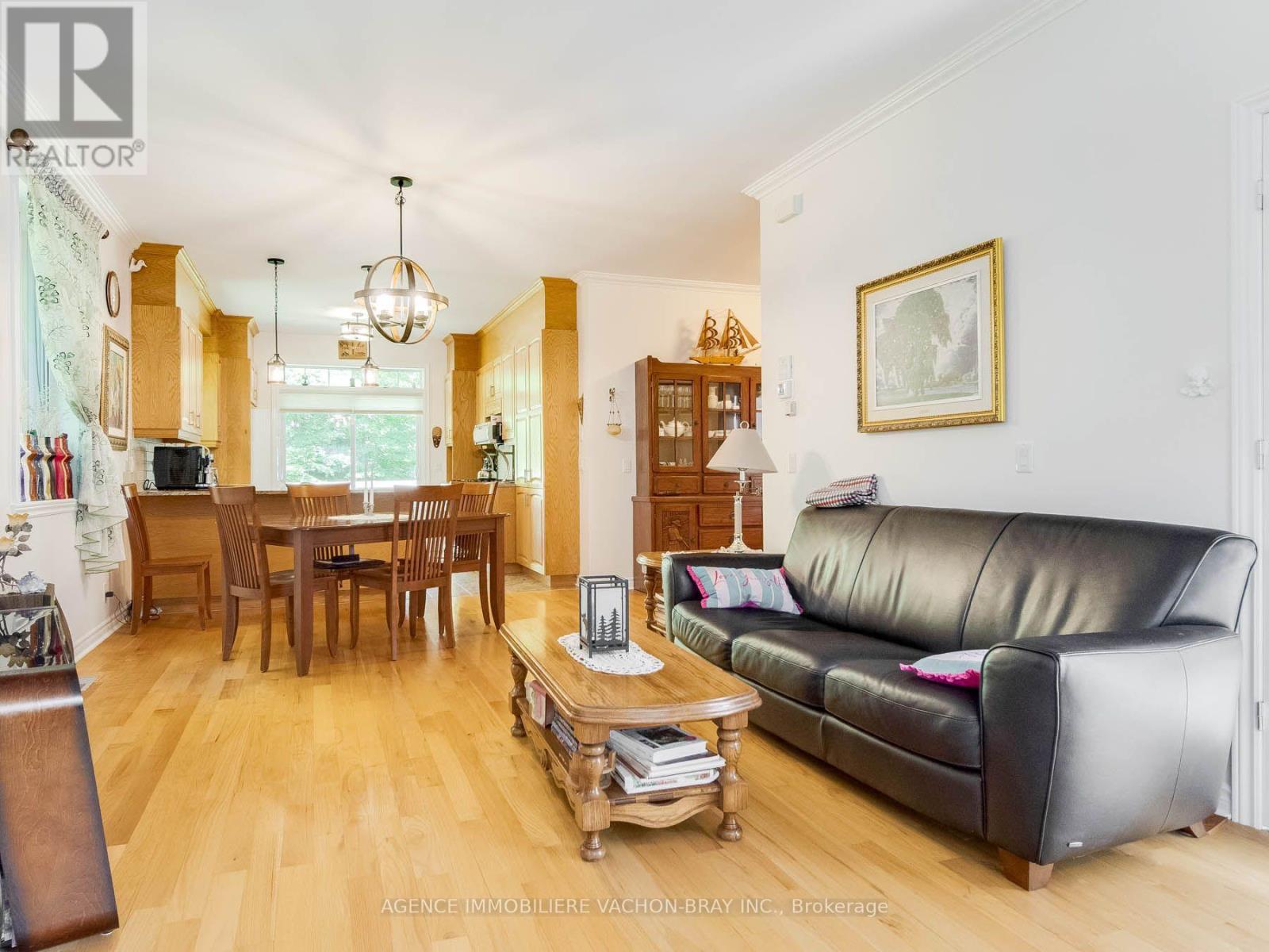 20233 MAPLE ROAD - 13