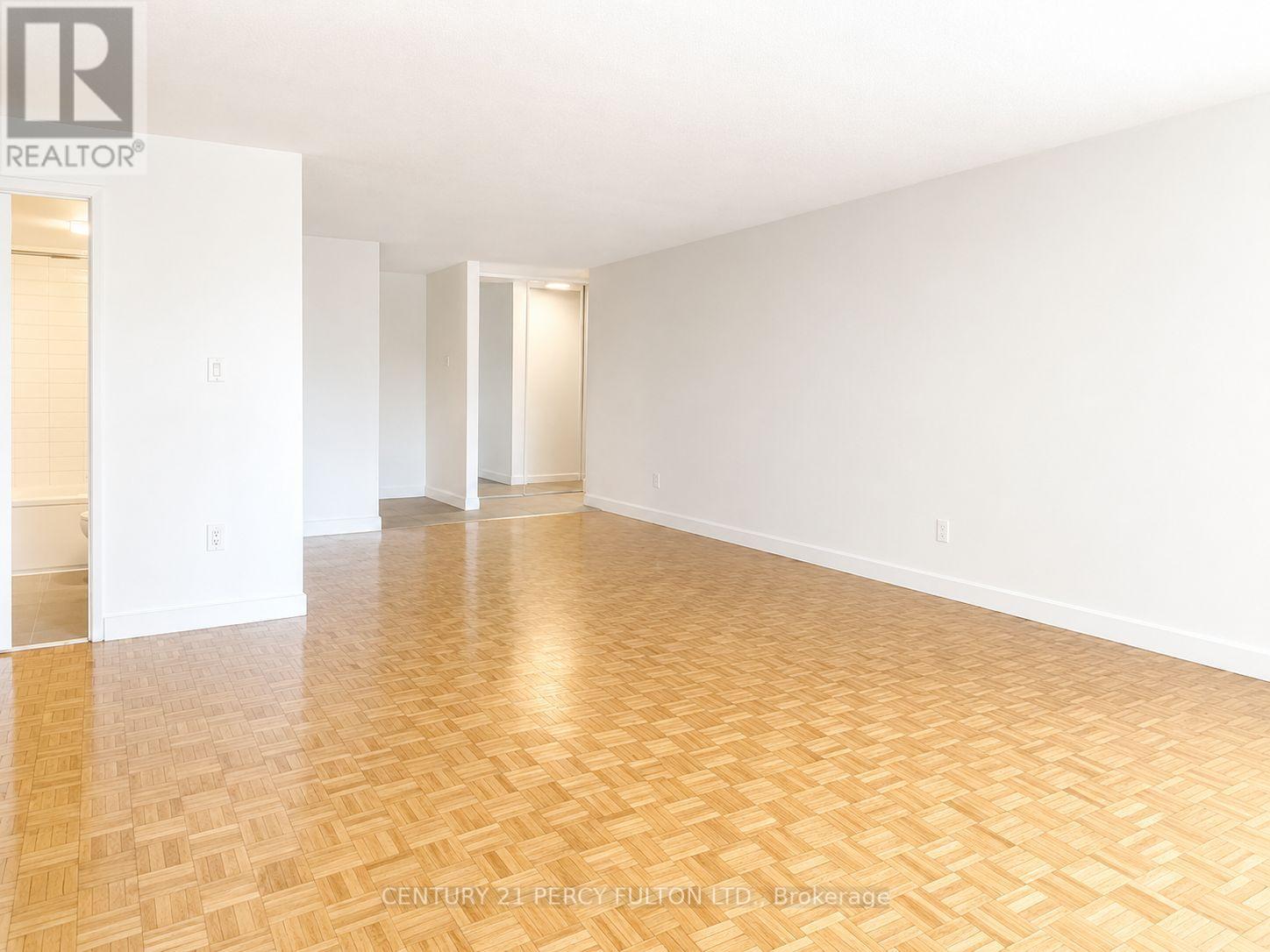 #701 1155 Goodfellow Road, Peterborough (Otonabee Ward 1), Ontario, K9J7X1, Peterborough (Otonabee Ward 1), Ontario — photo 2 of 5