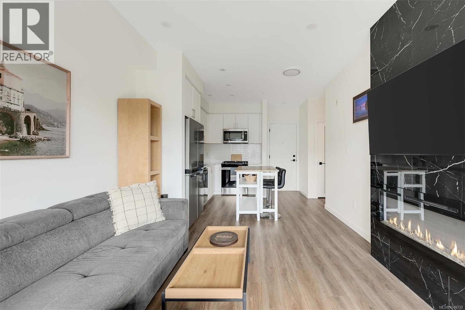 #407 654 Granderson Rd - 7