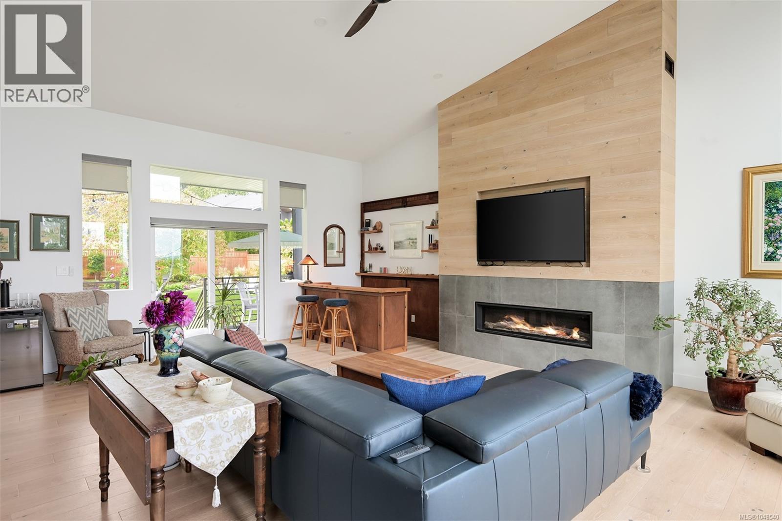  8566 Moxon Terrace, North Saanich