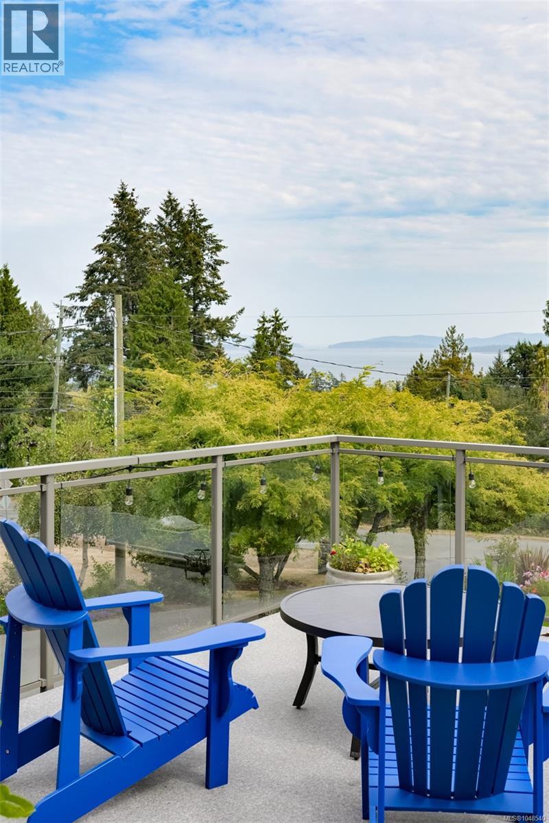  8566 Moxon Terrace, North Saanich