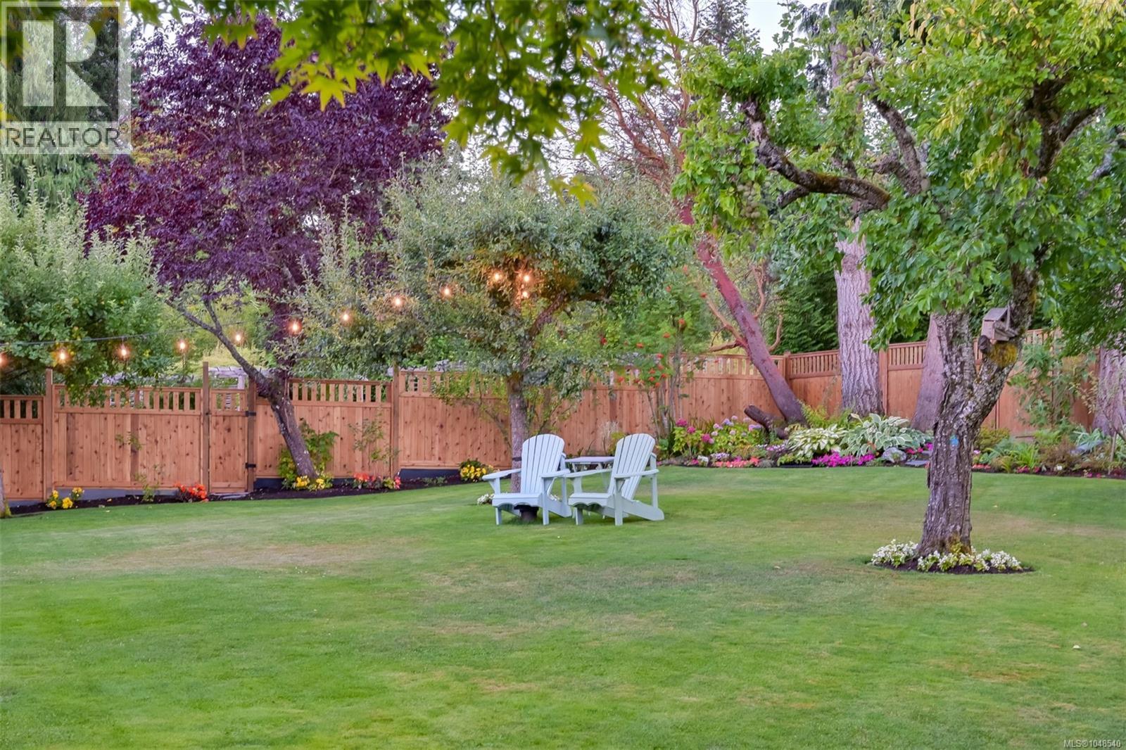  8566 Moxon Terrace, North Saanich