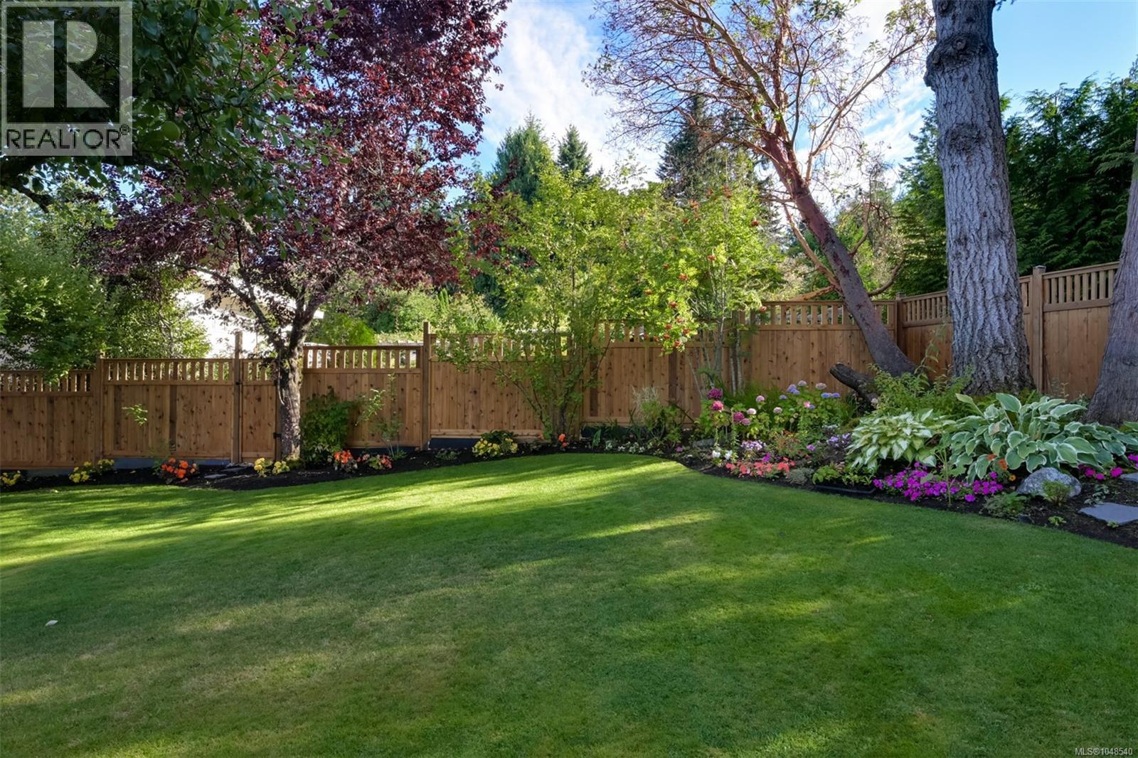  8566 Moxon Terrace, North Saanich