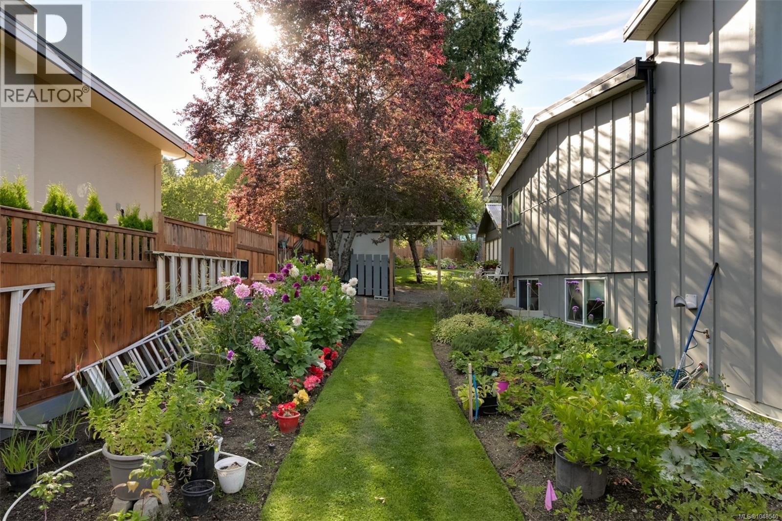  8566 Moxon Terrace, North Saanich