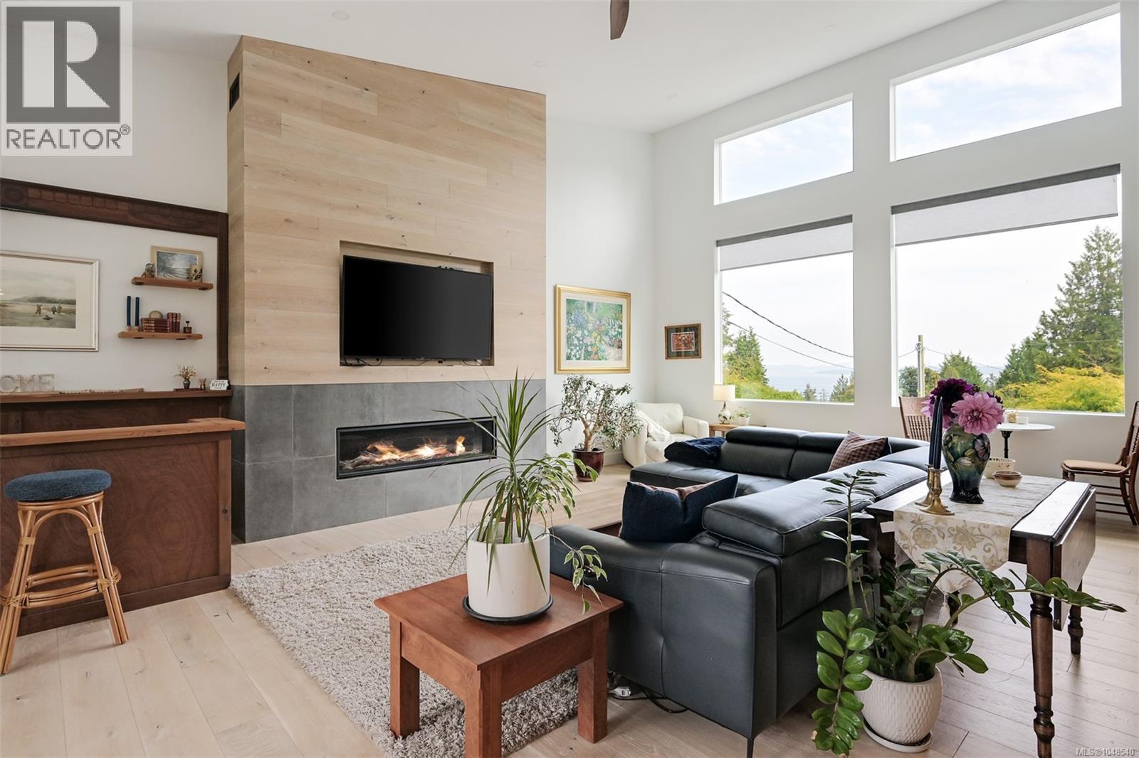  8566 Moxon Terrace, North Saanich