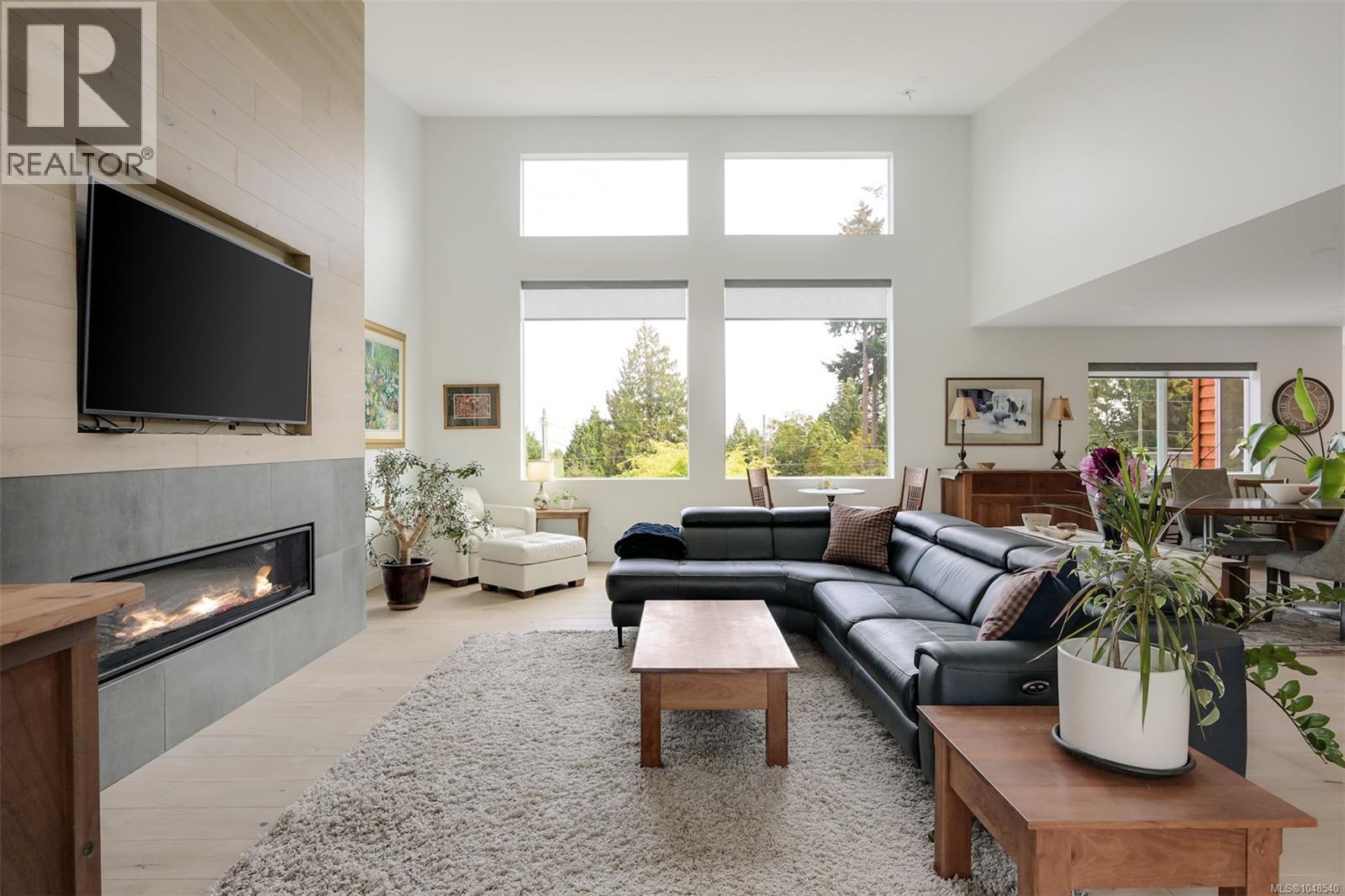  8566 Moxon Terrace, North Saanich