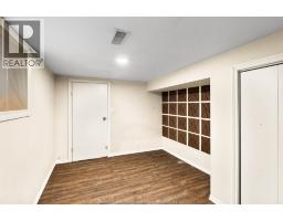 2284 Fraser Avenue, Windsor, ON N8X3Z7 Photo 40