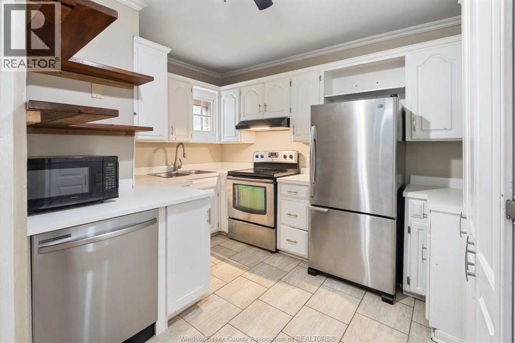 2284 Fraser AVENUE - 19