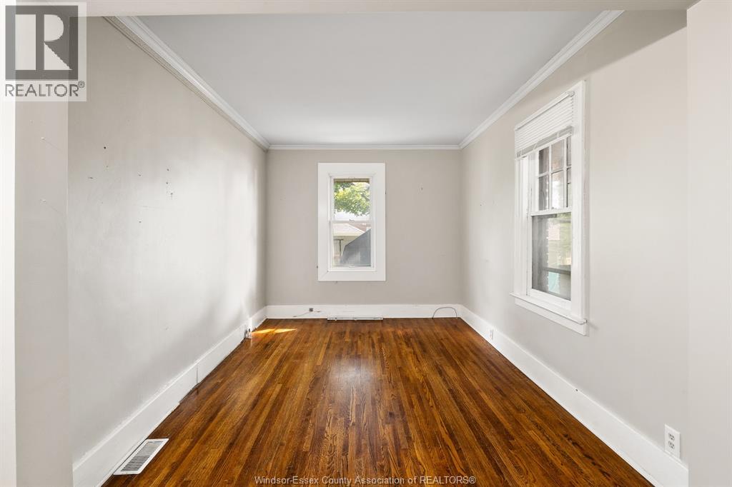 2284 Fraser AVENUE - 24