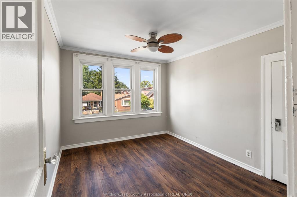 2284 Fraser AVENUE - 27