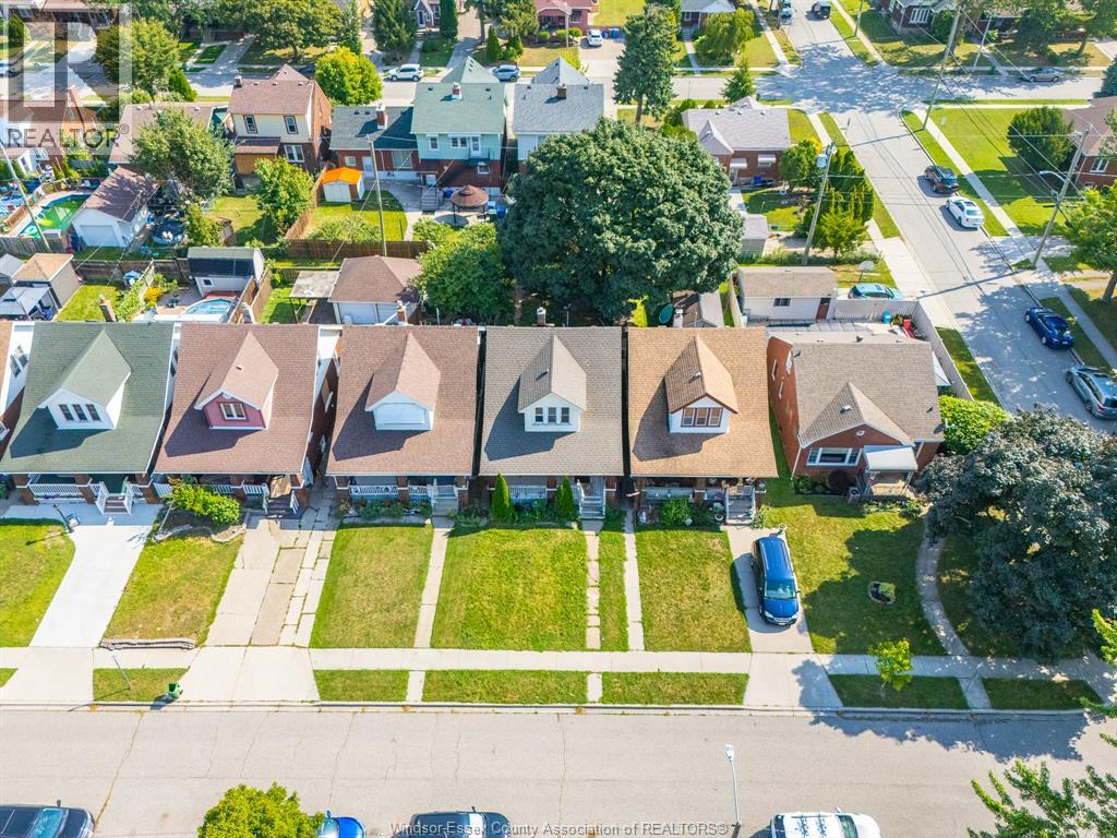 2284 Fraser AVENUE - 3
