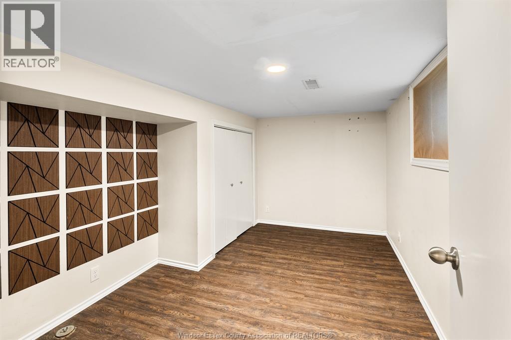 2284 Fraser AVENUE - 39